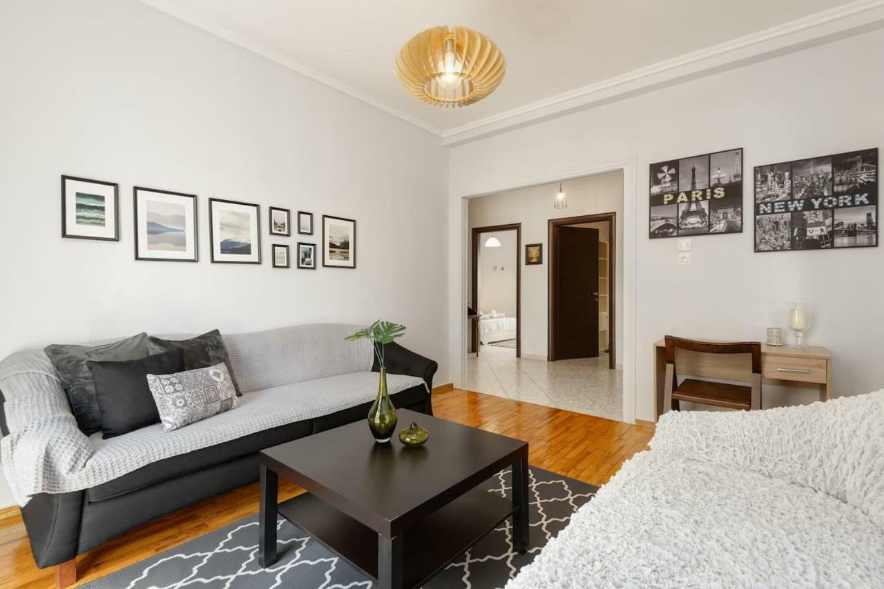 Upscale And Spacious 3Br Home 塞萨洛尼基 外观 照片