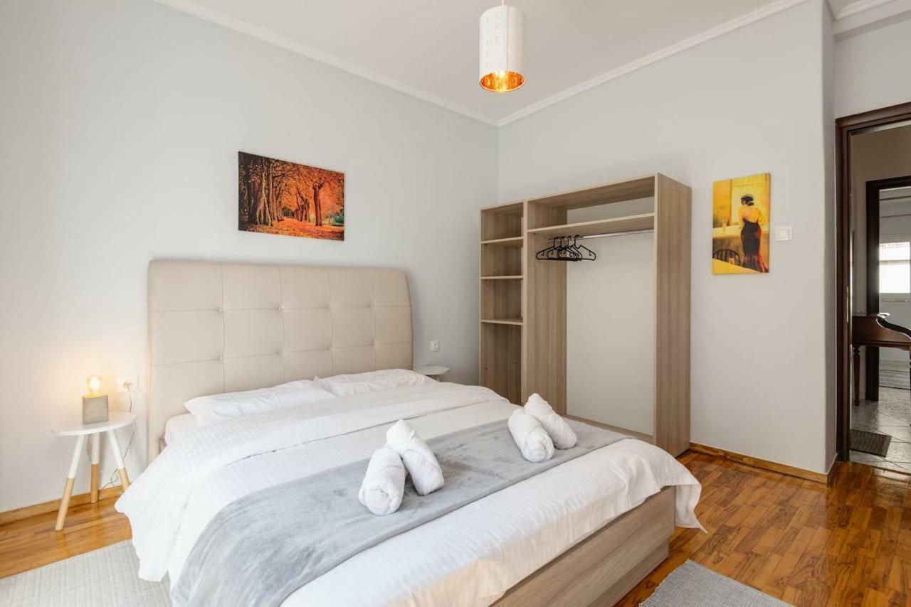Upscale And Spacious 3Br Home 塞萨洛尼基 外观 照片
