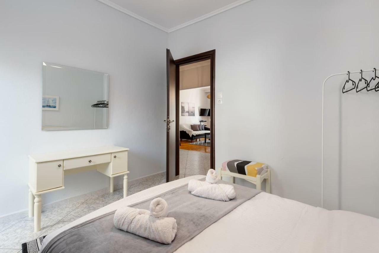 Upscale And Spacious 3Br Home 塞萨洛尼基 外观 照片