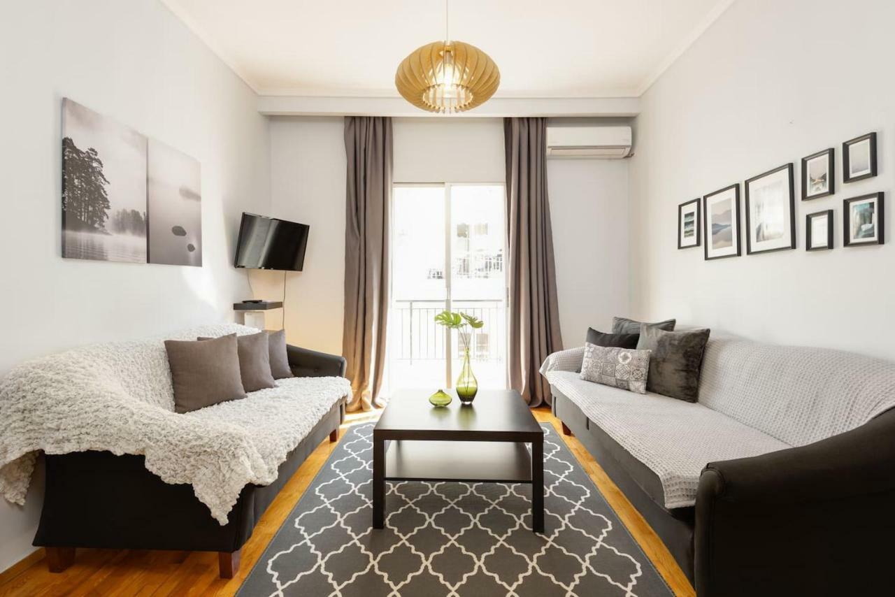Upscale And Spacious 3Br Home 塞萨洛尼基 外观 照片