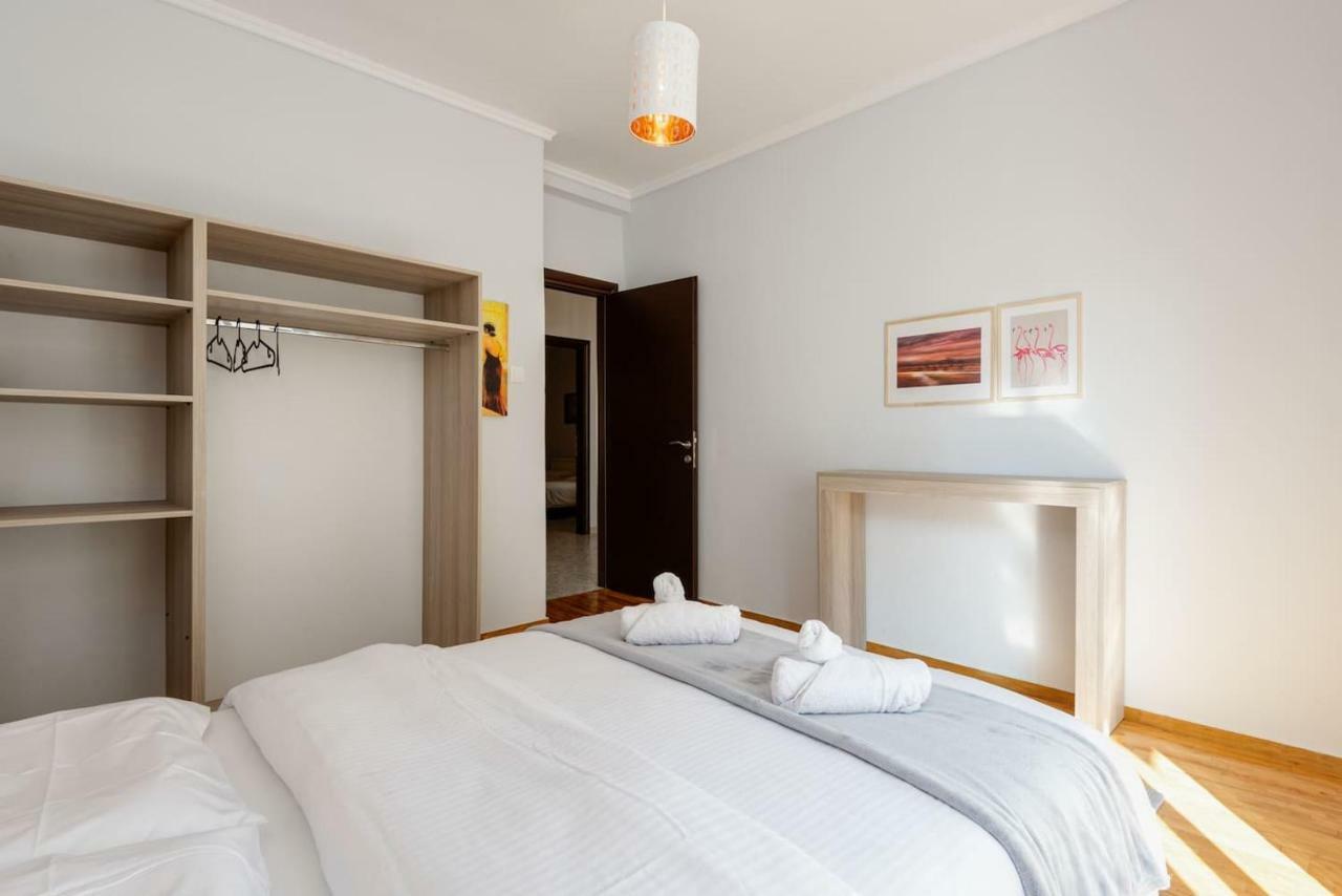 Upscale And Spacious 3Br Home 塞萨洛尼基 外观 照片