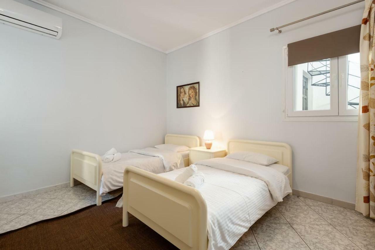 Upscale And Spacious 3Br Home 塞萨洛尼基 外观 照片