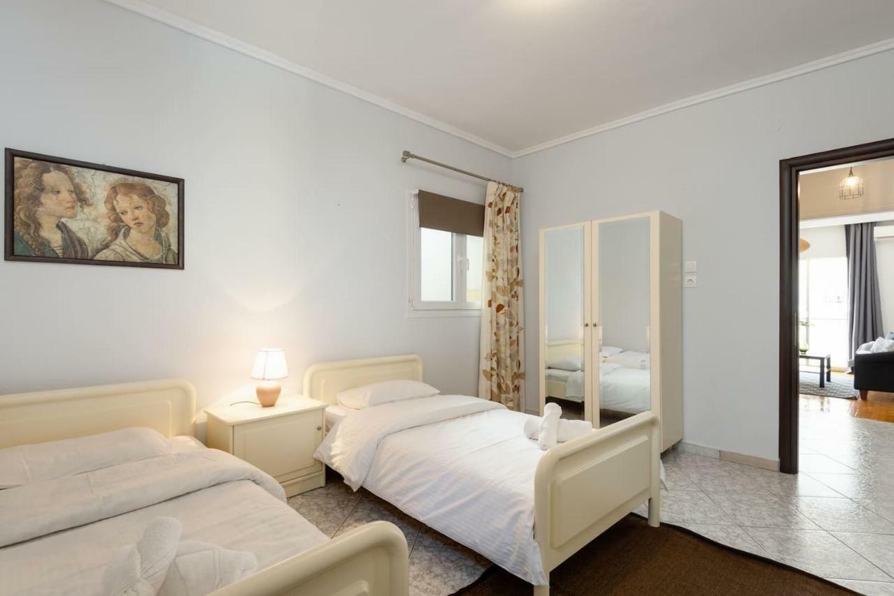 Upscale And Spacious 3Br Home 塞萨洛尼基 外观 照片